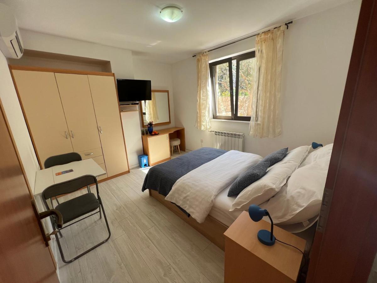 Apartments And Rooms Maritimo Dubrovnik Exterior photo