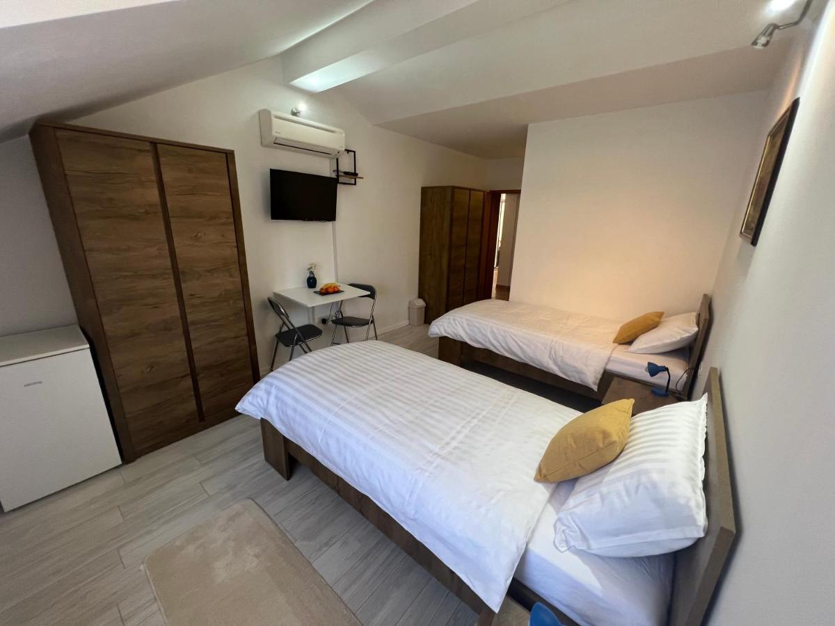 Apartments And Rooms Maritimo Dubrovnik Exterior photo